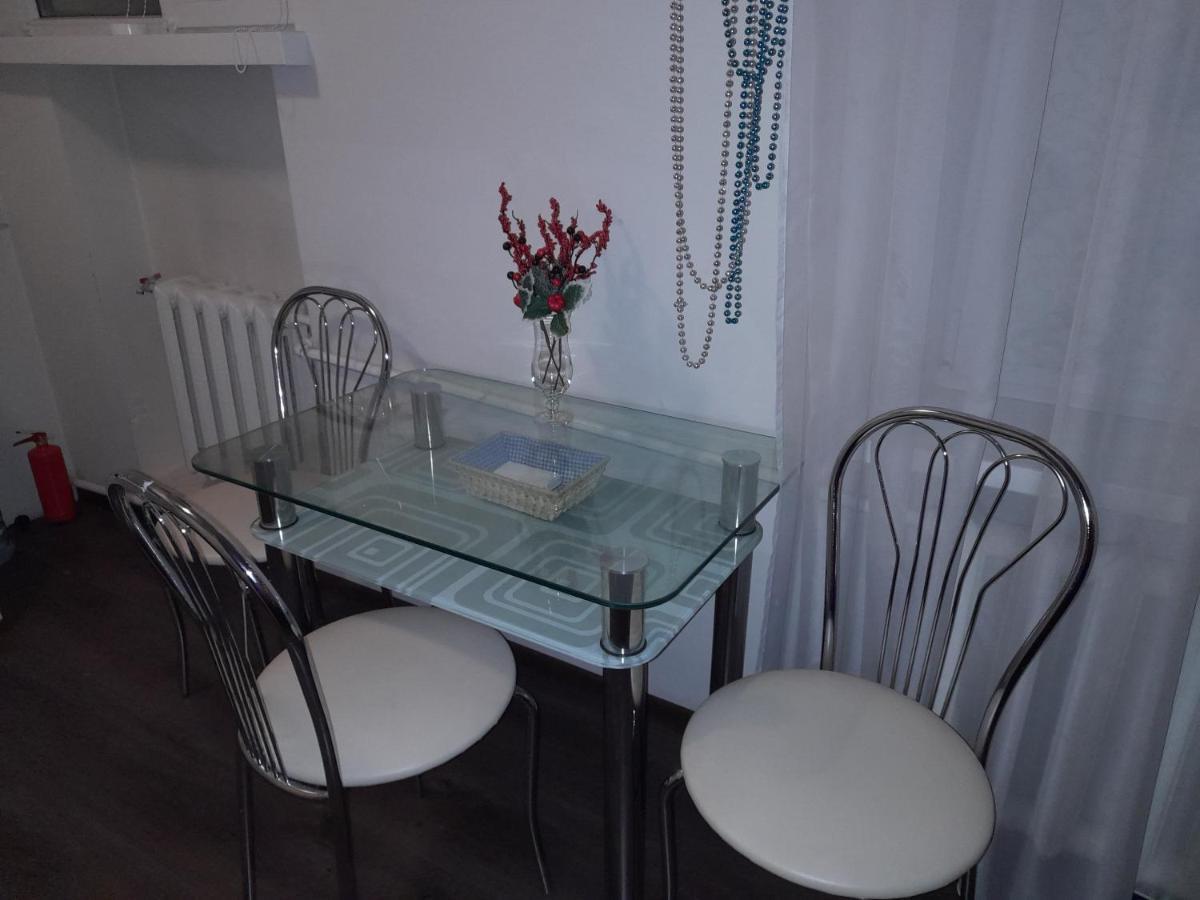 Modern Studio 15 Min To The City Centre Lviv Kültér fotó